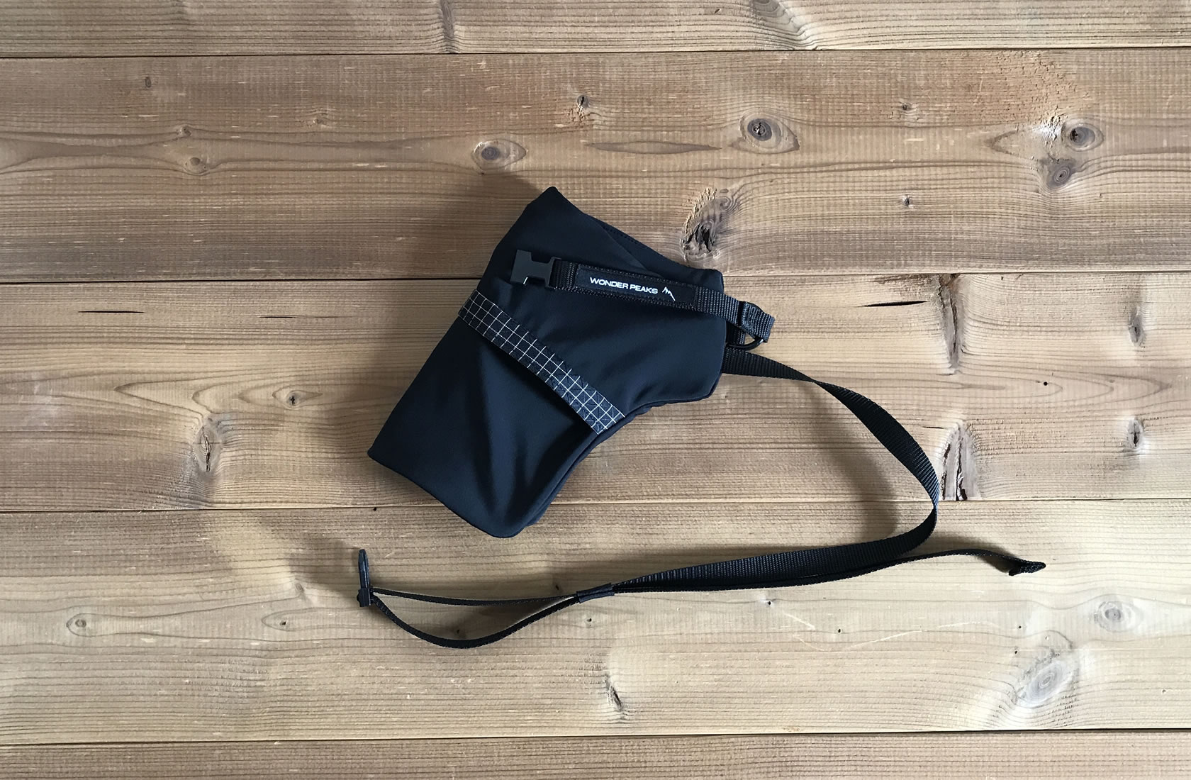 ストレッチサコッシュ